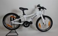 Kania Sixteen